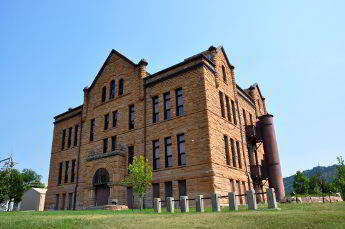 Hot Springs Pioneer Museum